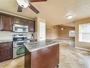 23802 Griffin House Ln — Photo 3