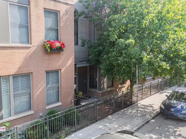 11 Mercer St, Cincinnati, OH 45202