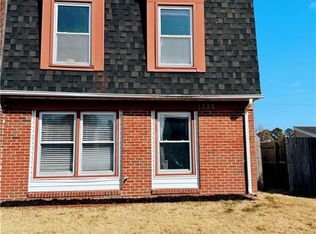 1232 White Birch Ln, Virginia Beach, VA 23453