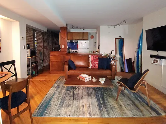 Rented by Corcoran | media 11