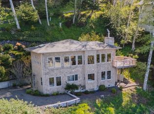 370 Horizon Hill Rd, Yachats, OR 97498