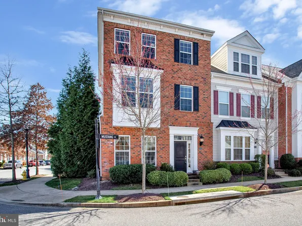 1 Mustang Dr, La Plata, MD 20646