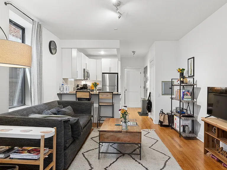 305 W 150th St #508 — Photo 3