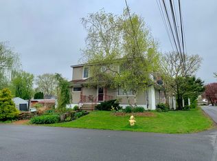 2666 John St, Easton, PA 18045