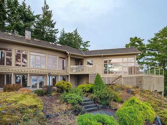 4th image of 558 Wilderness Pl