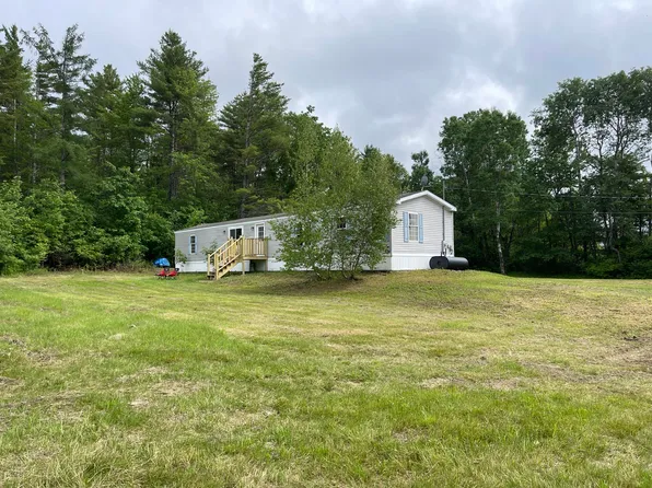 11 E Branch Lane, Detroit, ME 04929
