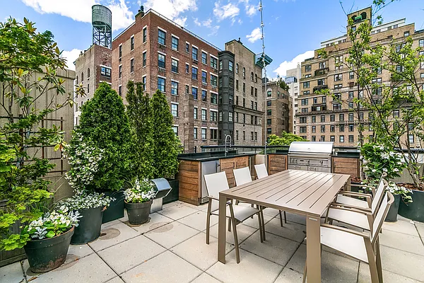 Rented by Compass | media 20