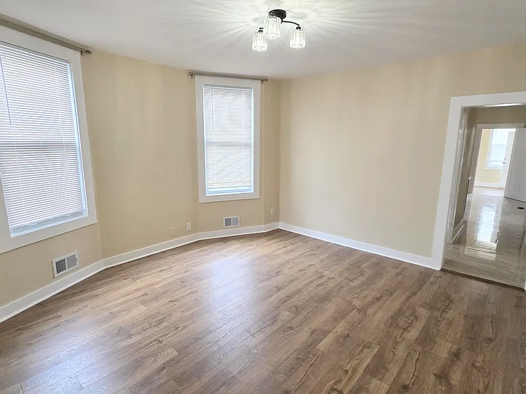 389 New York Ave #1 — Photo 9