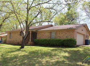 800 Bradley Dr, Athens, TX 75751