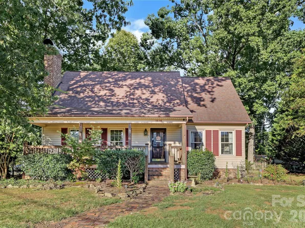1610 Springhaven Cir, Albemarle, NC 28001