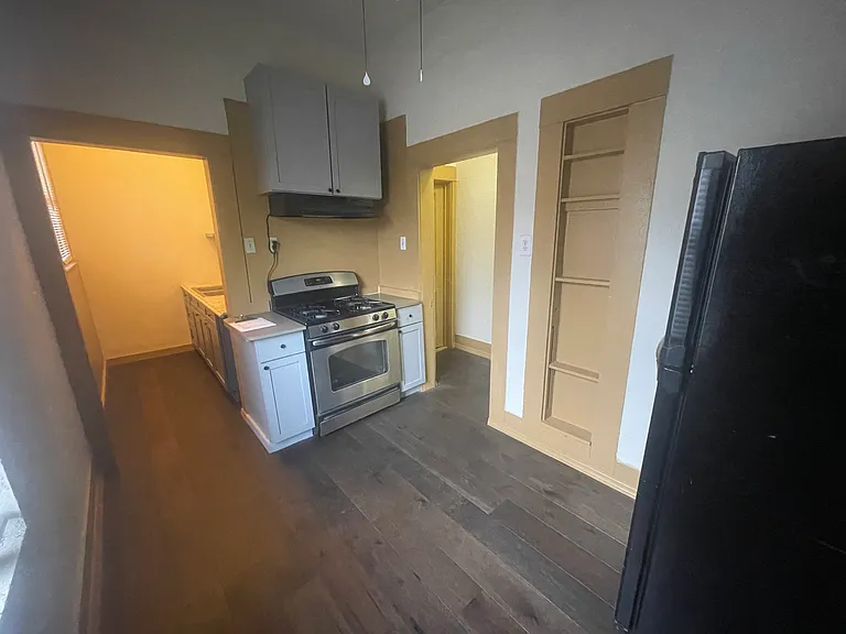 131 E Highland Blvd #3 — Photo 5