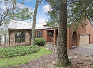 1618 Owasippe Rd, Twin Lake, MI 49457