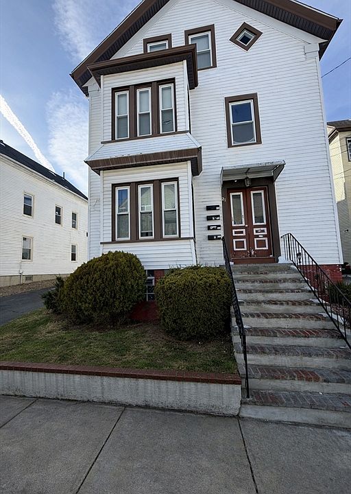 1st image of 21 Reynolds St