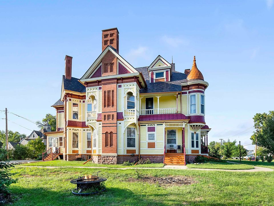 913 2nd Ave, Vinton, IA 52349 Zillow