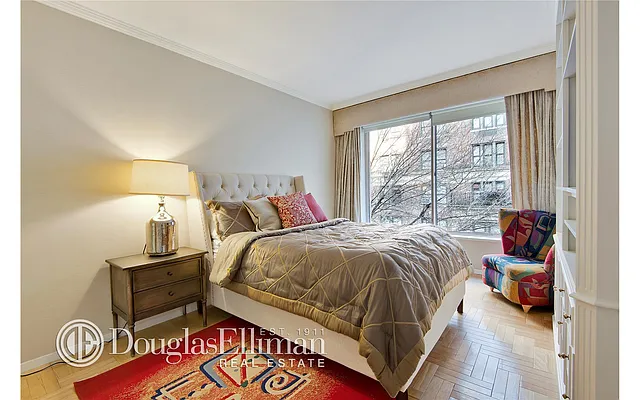 Rented by Douglas Elliman | media 35