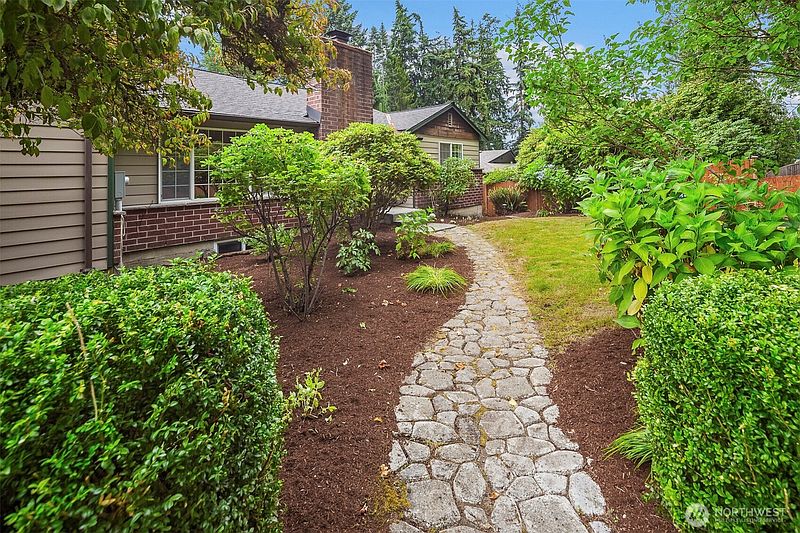 2nd image of 1305 233rd Street SE
