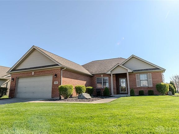 2nd image of 739 Deerhurst Dr