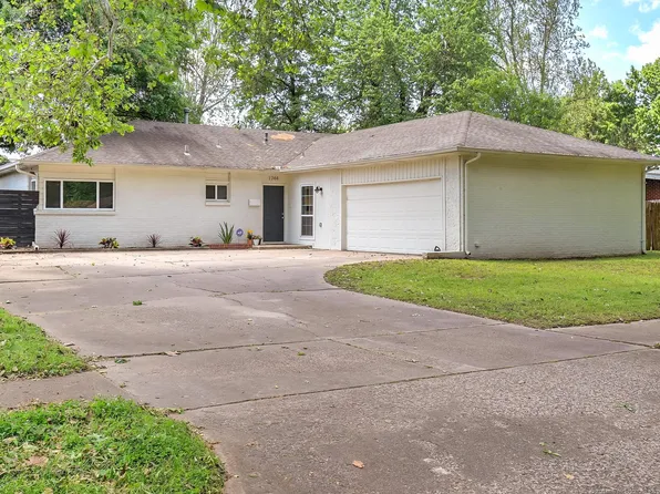 1744 E 60th Pl, Tulsa, OK 74105