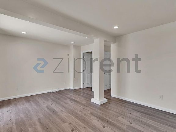 4th image of 1667 47th Ave