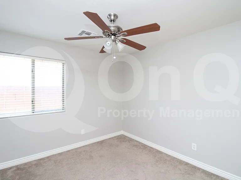 18620 W Larkspur Dr — Photo 15