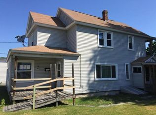 310 Union St, Peckville, PA 18452