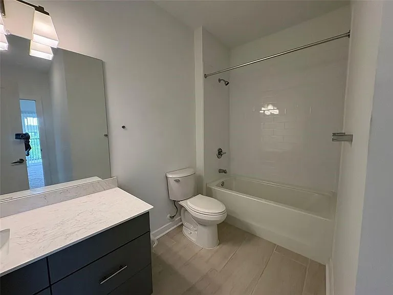525 Parkway Dr NE #510 — Photo 20