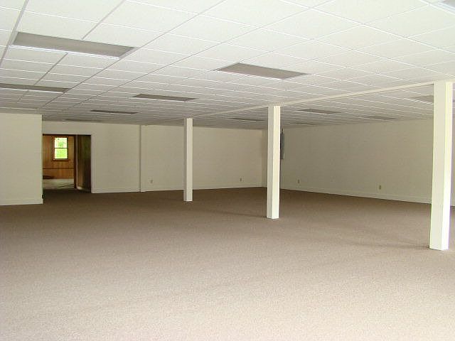2nd image of 5034 Us Highway 421 N