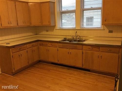 4th image of 2212 123rd St Floor 1