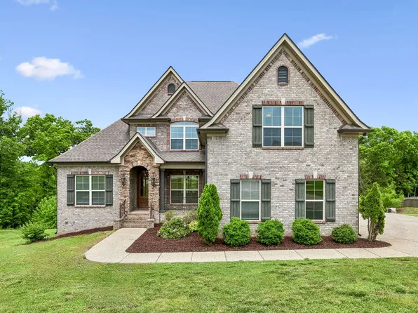 232 Amana Dr, Lebanon, TN 37087