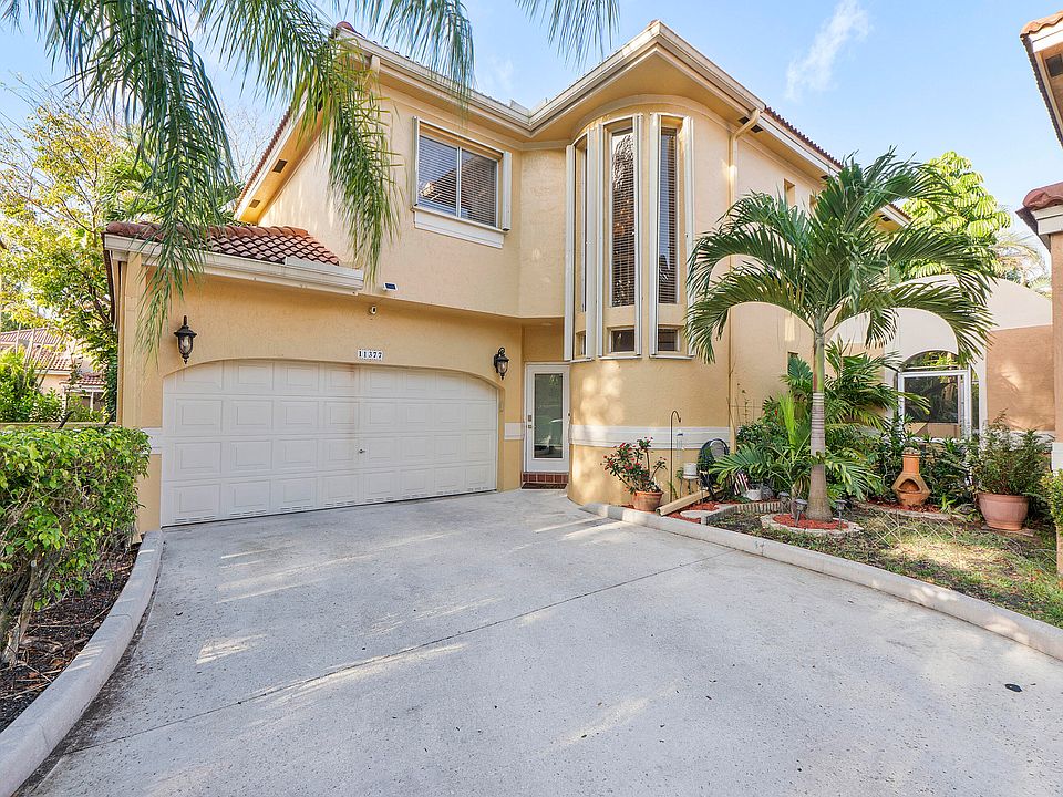 1st image of 11377 Lakeview Drive