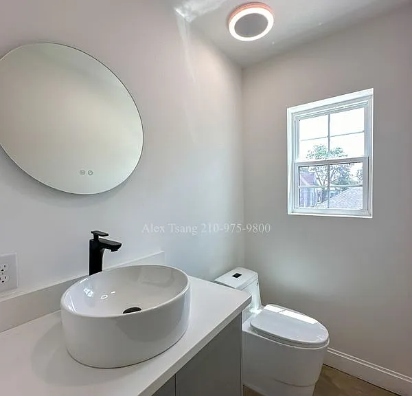 218 S Olive St #2101 — Photo 13