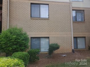 Spring Lake, Charlotte, NC 28212