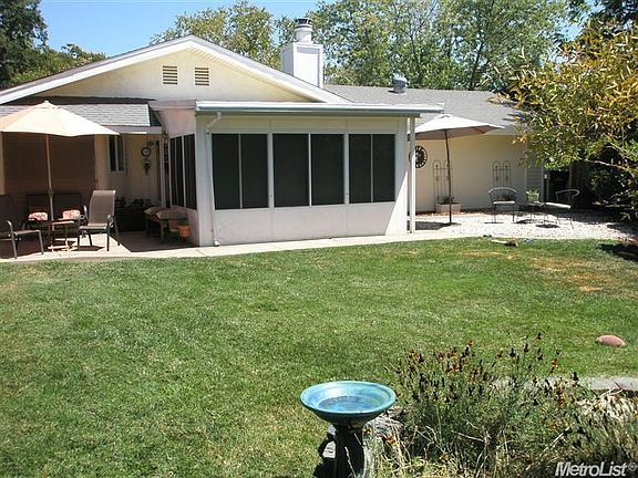 4th image of 8719 Gaines Ave