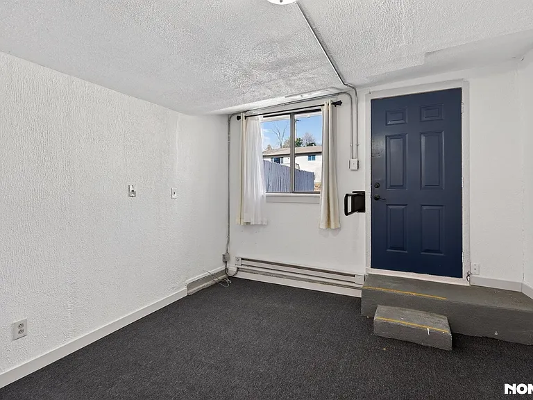 2509 Royalty Ct #B — Photo 3