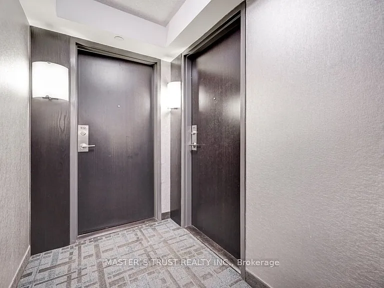 5162 Yonge St #815 — Photo 4