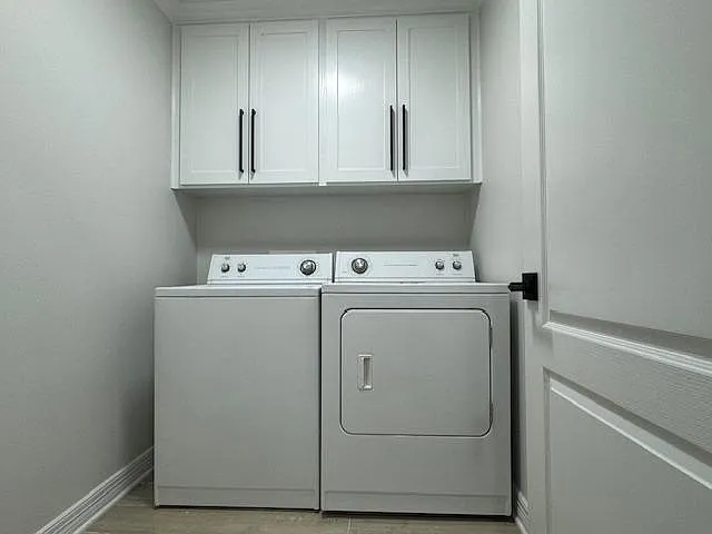 9411 Crooked Creek Dr — Photo 12