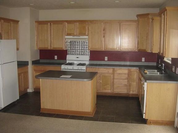5th image of 2835 Acarie Dr
