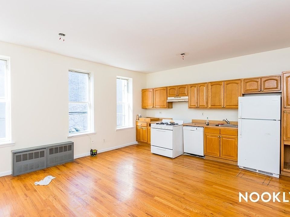 1st image of 786 Nostrand Ave APT 2