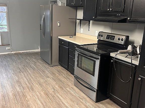 3rd image of 423 County Road 451