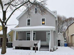 32 Schanck Ave, Rochester, NY 14609