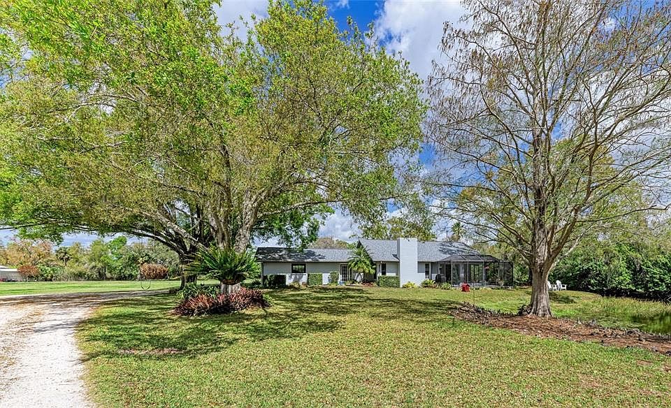 1st image of 4609 44TH AVENUE E