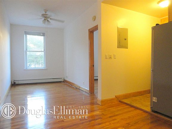 2nd image of 18 Abingdon Sq APT 3