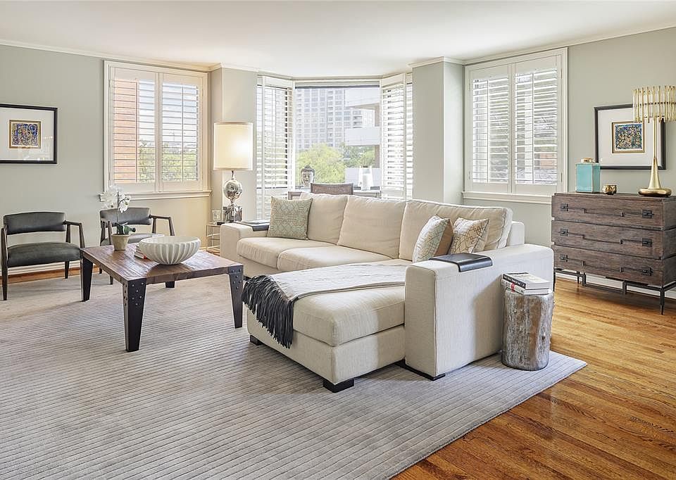 1st image of 3621 Turtle Creek Blvd APT 4E