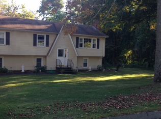 6 Driftwood Ln, North Branford, CT 06471