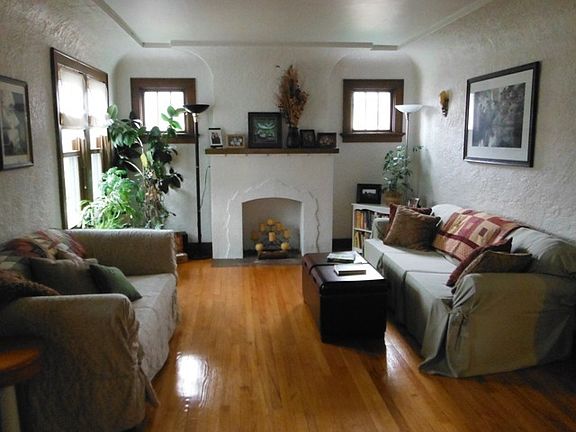 4th image of 132 Riverlawn Ave