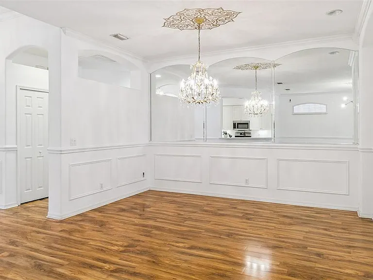4680 Portage Trl — Photo 10