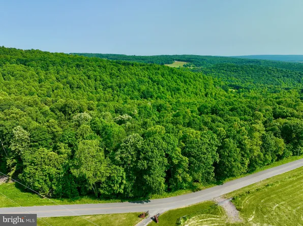 Greengables Rd, Friendsville, MD 21531