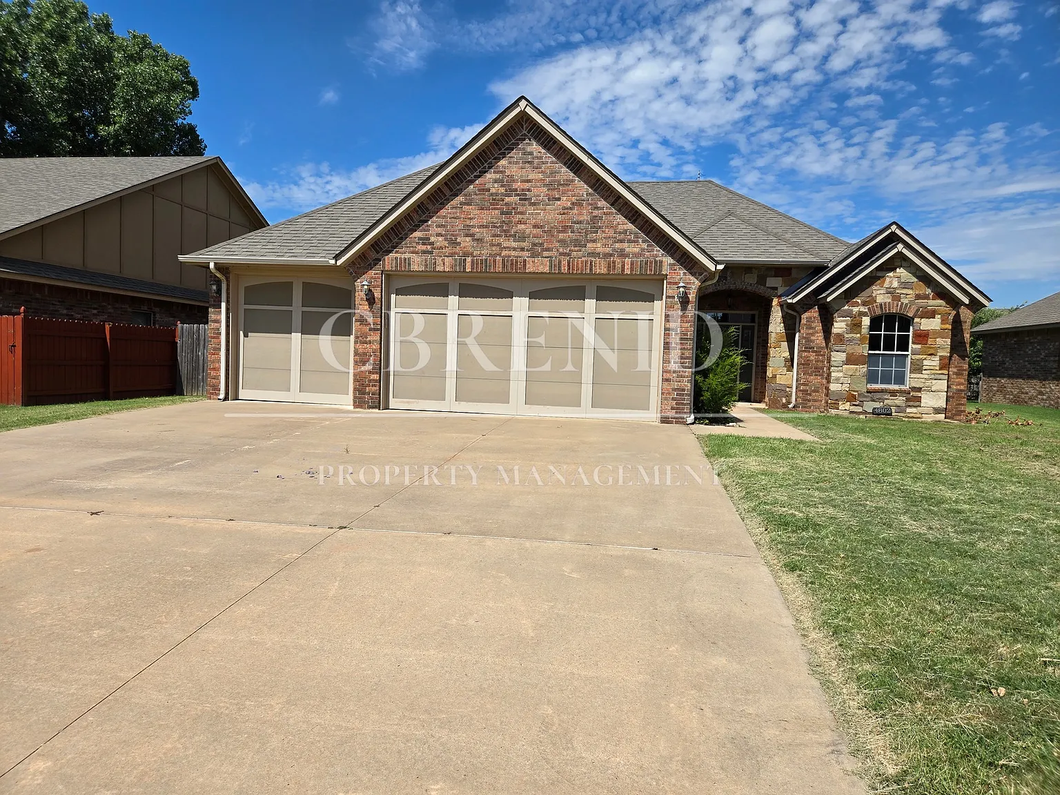 4 bed, 1842 sqft, $2,400 — Photo 1