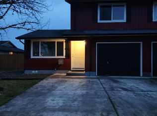 845 W Airway Rd, Lebanon, OR 97355