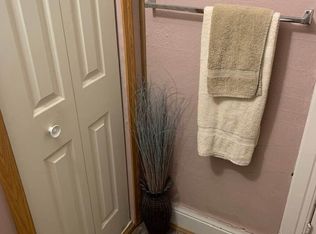 321 Maple Ave, Kewanee, IL 61443